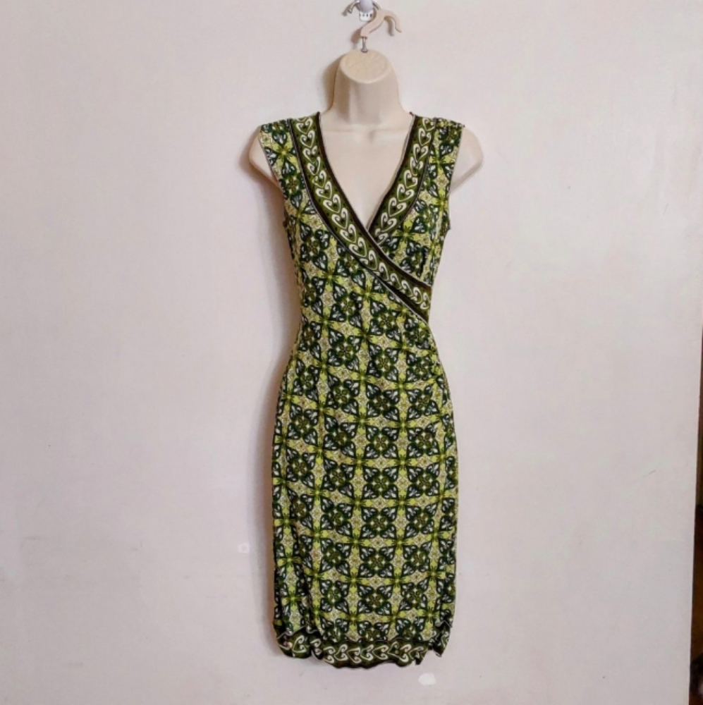 Cute spring dress SMALL
